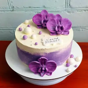 Торт с шоколадными орхидеями